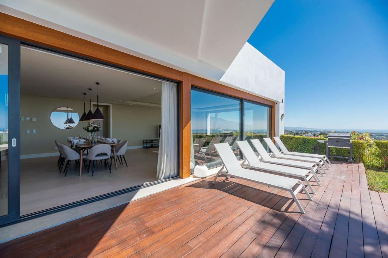 Vacation Marbella I Villa Paraiso The View, Infinity Heated Pool, Sea View, 24-7 Security, Golf Courses Estepona Extérieur photo