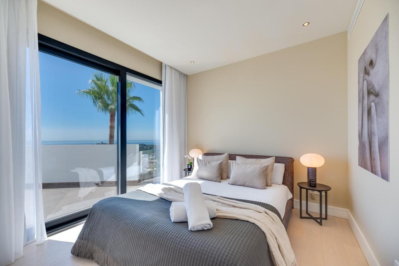 Vacation Marbella I Villa Paraiso The View, Infinity Heated Pool, Sea View, 24-7 Security, Golf Courses Estepona Extérieur photo