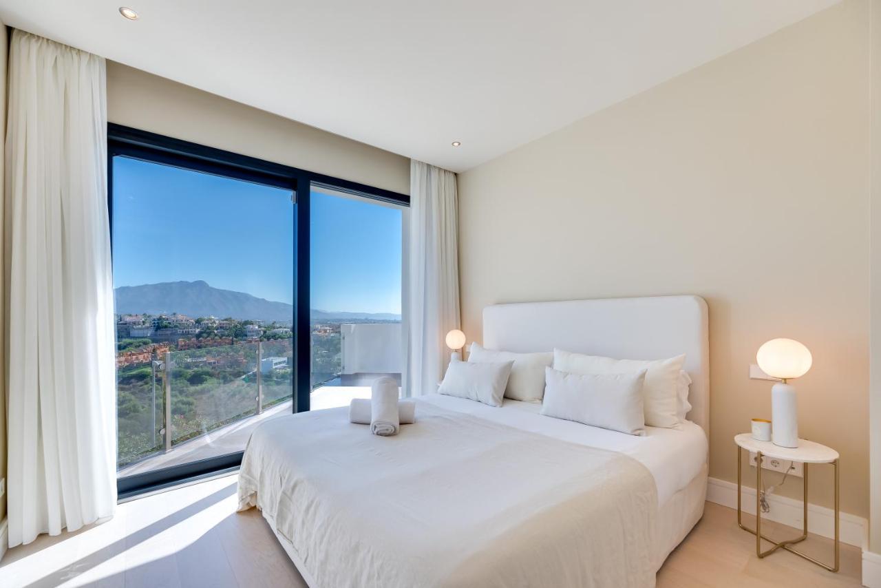 Vacation Marbella I Villa Paraiso The View, Infinity Heated Pool, Sea View, 24-7 Security, Golf Courses Estepona Extérieur photo